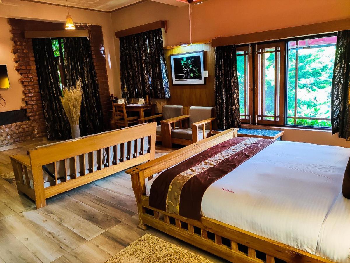 The Divine Hima Hotell Dharamshala Eksteriør bilde