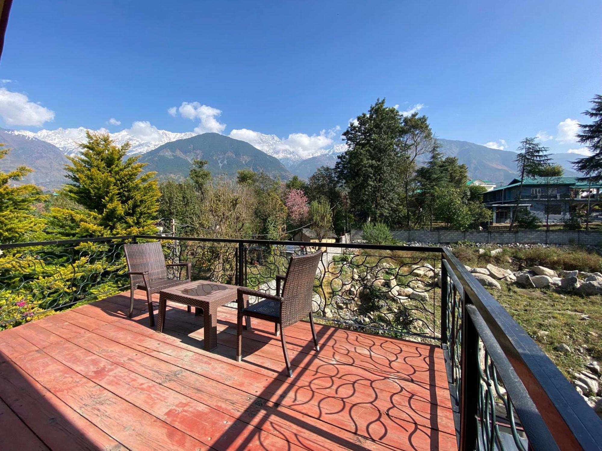 The Divine Hima Hotell Dharamshala Eksteriør bilde